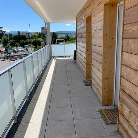 Appartement Mit Grosser Tero 아파트 안마스