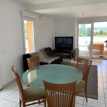 아파트 Appartement Mit Grosser Tero
